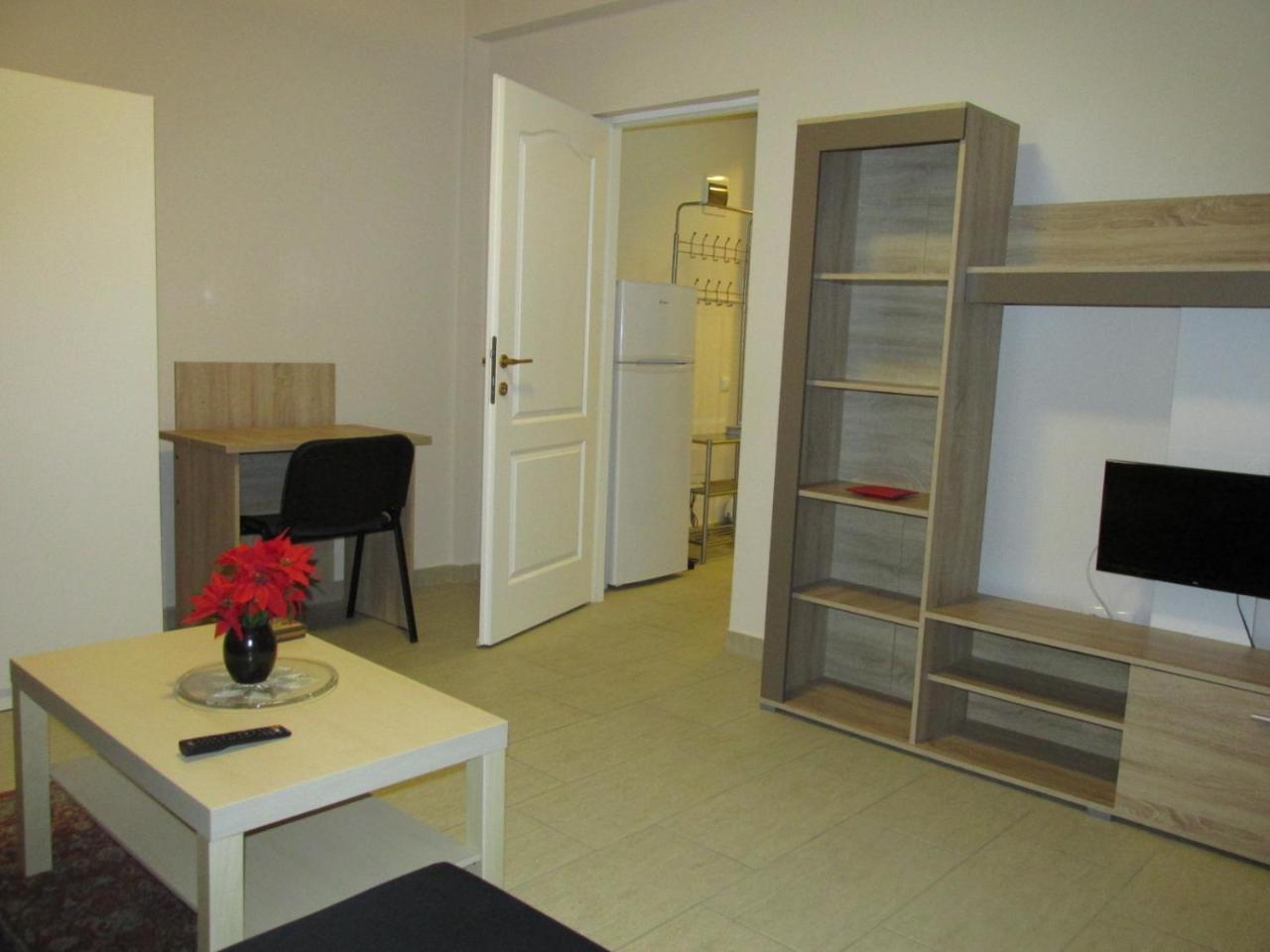 Apartament Daniela Leilighet Floreşti Eksteriør bilde